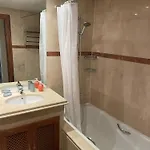 公寓 Costalita Beachside Two Bedroom 埃斯特波纳