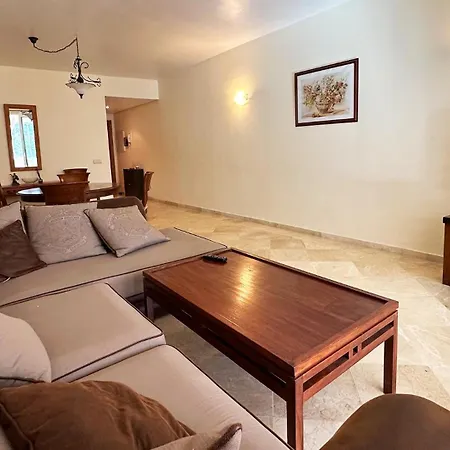 Costalita Beachside Two Bedroom * 埃斯特波纳
