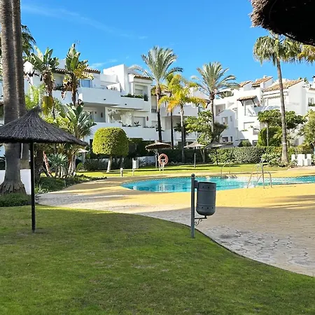 Costalita Beachside Two Bedroom 埃斯特波纳